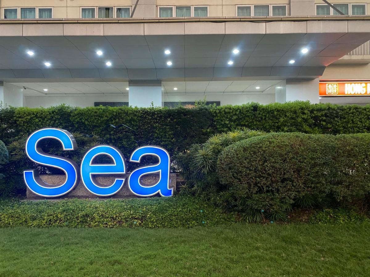 Madison'S Place At Sea Moa Manila Exterior foto