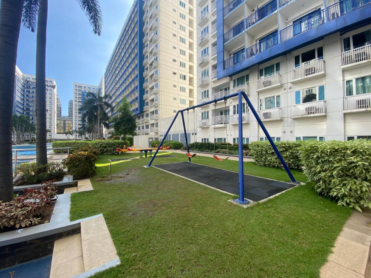 Madison'S Place At Sea Moa Manila Exterior foto