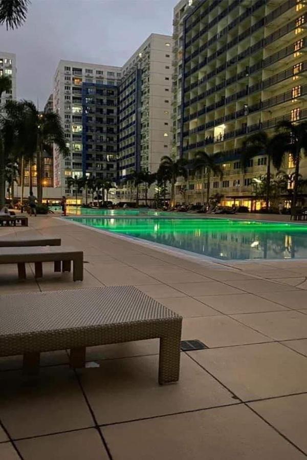 Madison'S Place At Sea Moa Manila Exterior foto